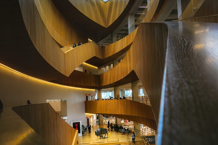 쓰는 사람이 아니라 설계하는 사람